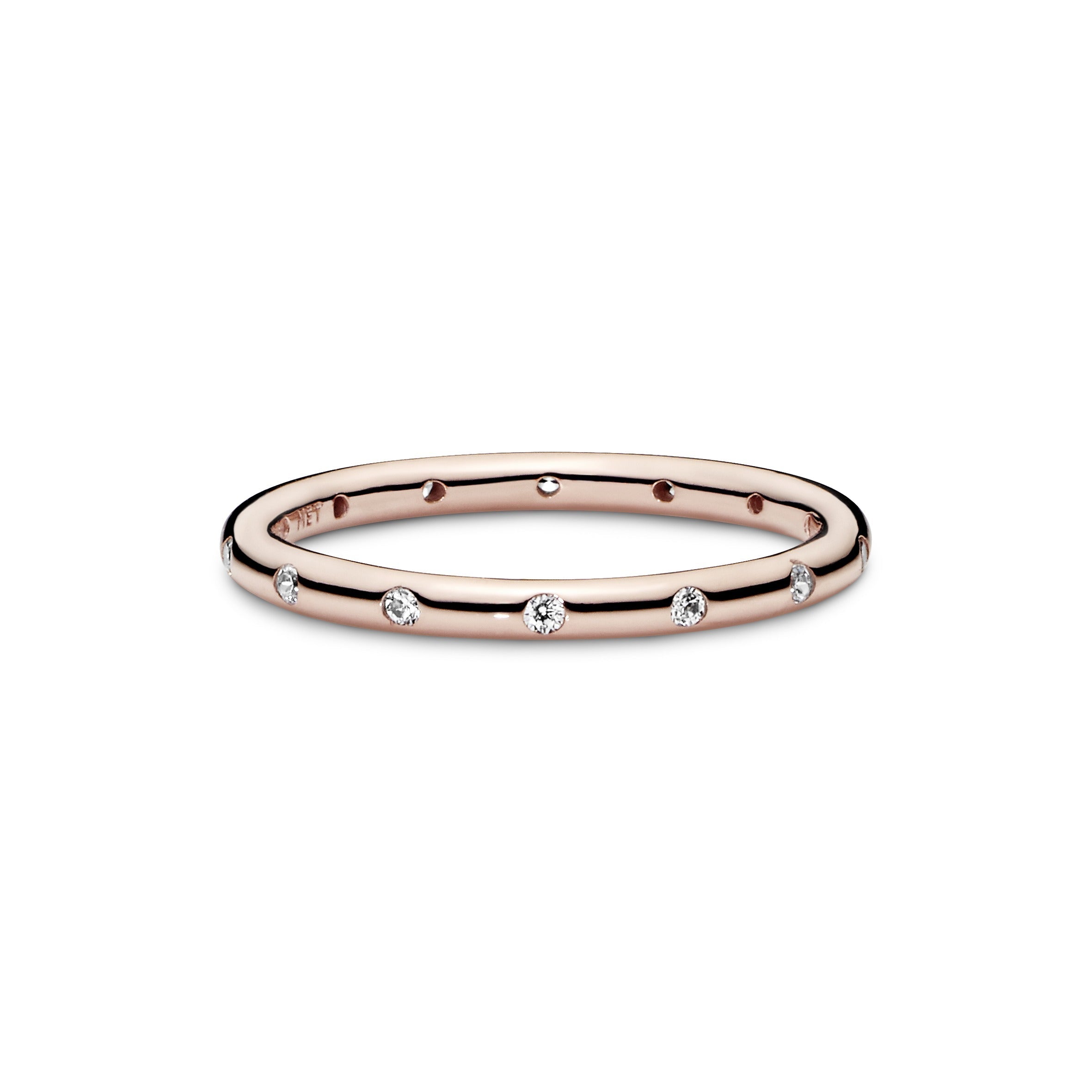 Pandora Simple Sparkling Band Ring