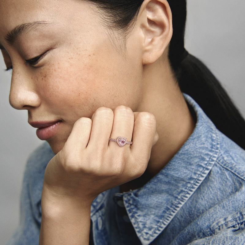 Pandora Sparkling Elevated Heart Ring